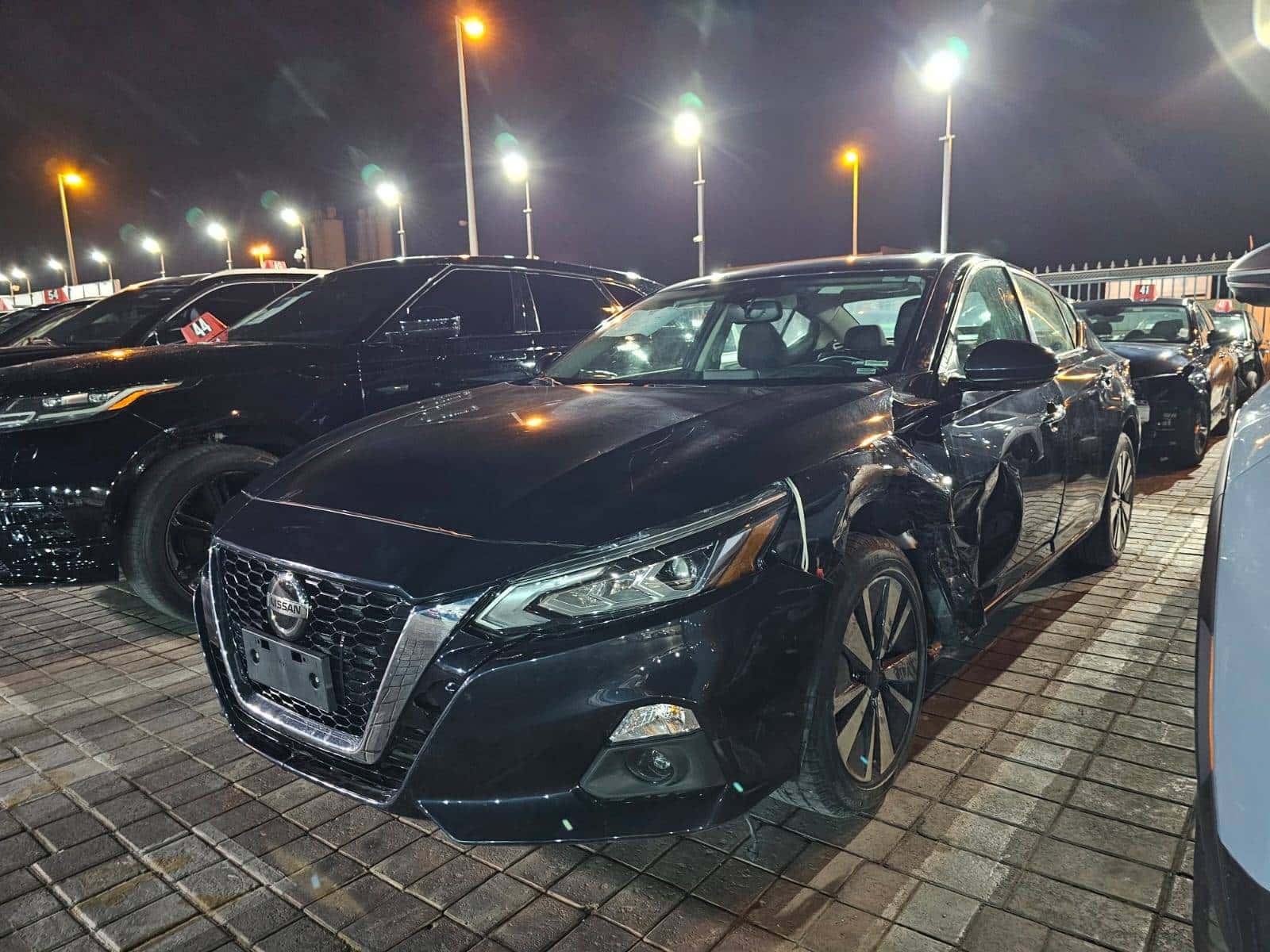 NISSAN ALTIMA 2019 thumbnail 4
