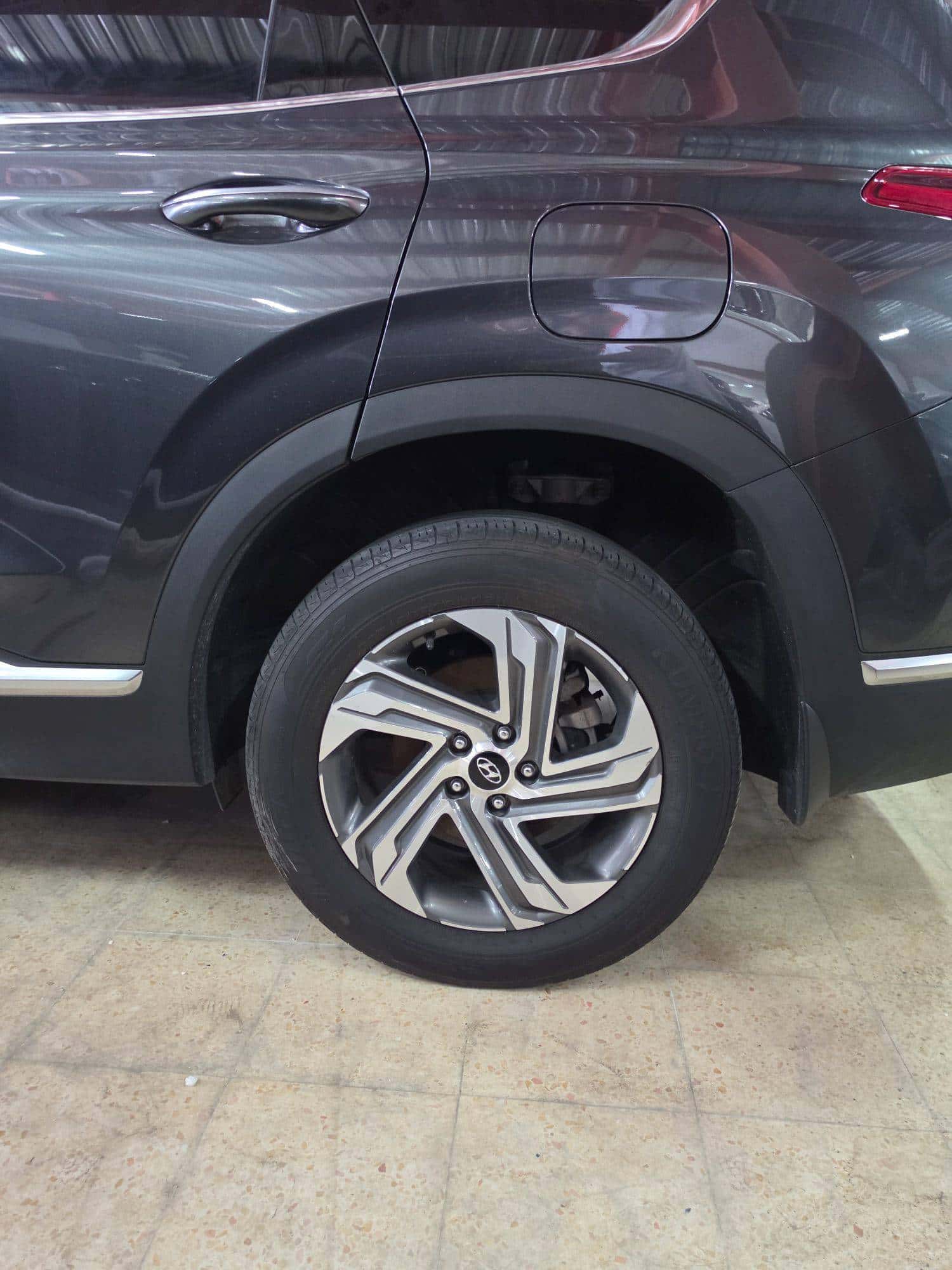 Hyundai Santa Fe 2023 thumbnail 6