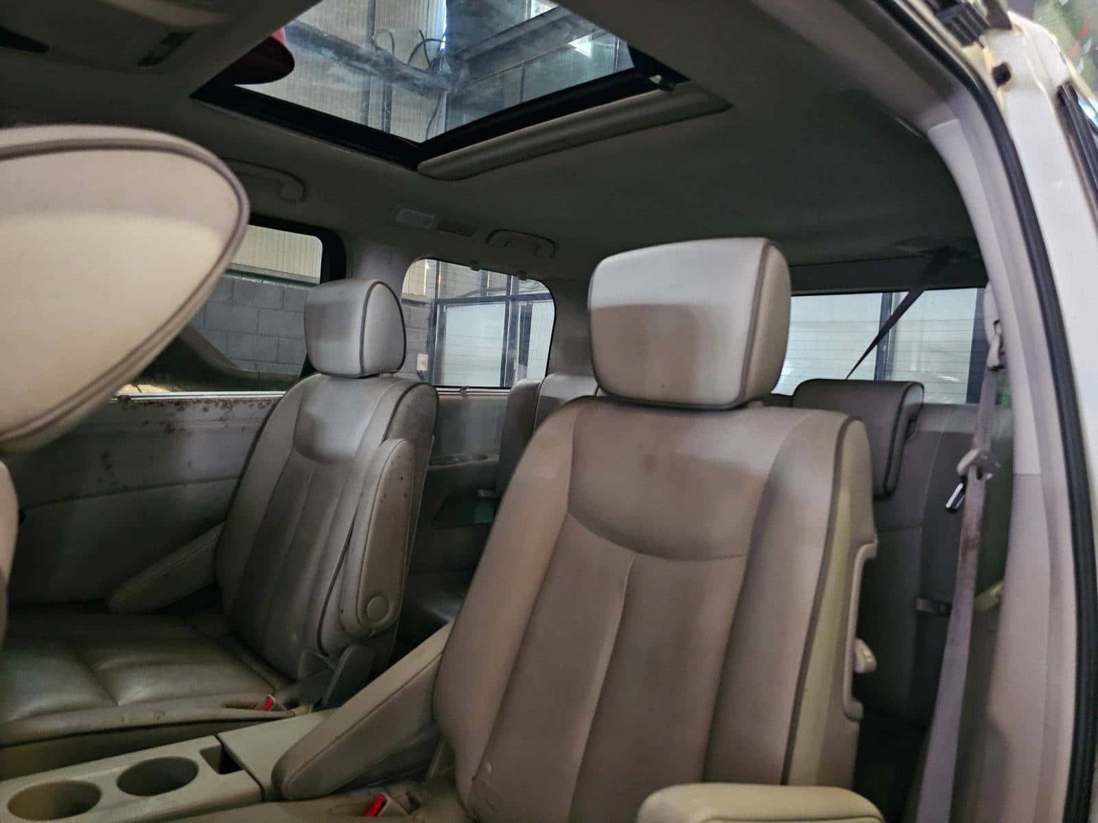 Nissan Quest 2012 thumbnail 6