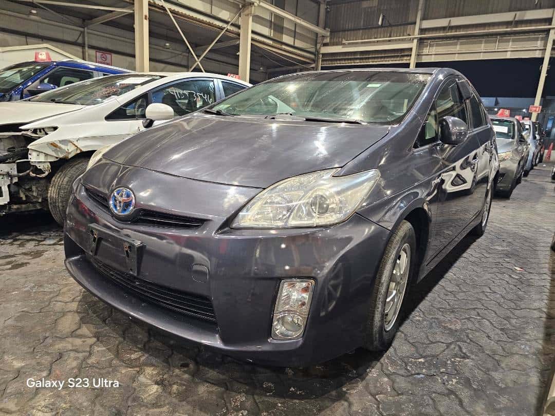 TOYOTA PRIUS - Exterior