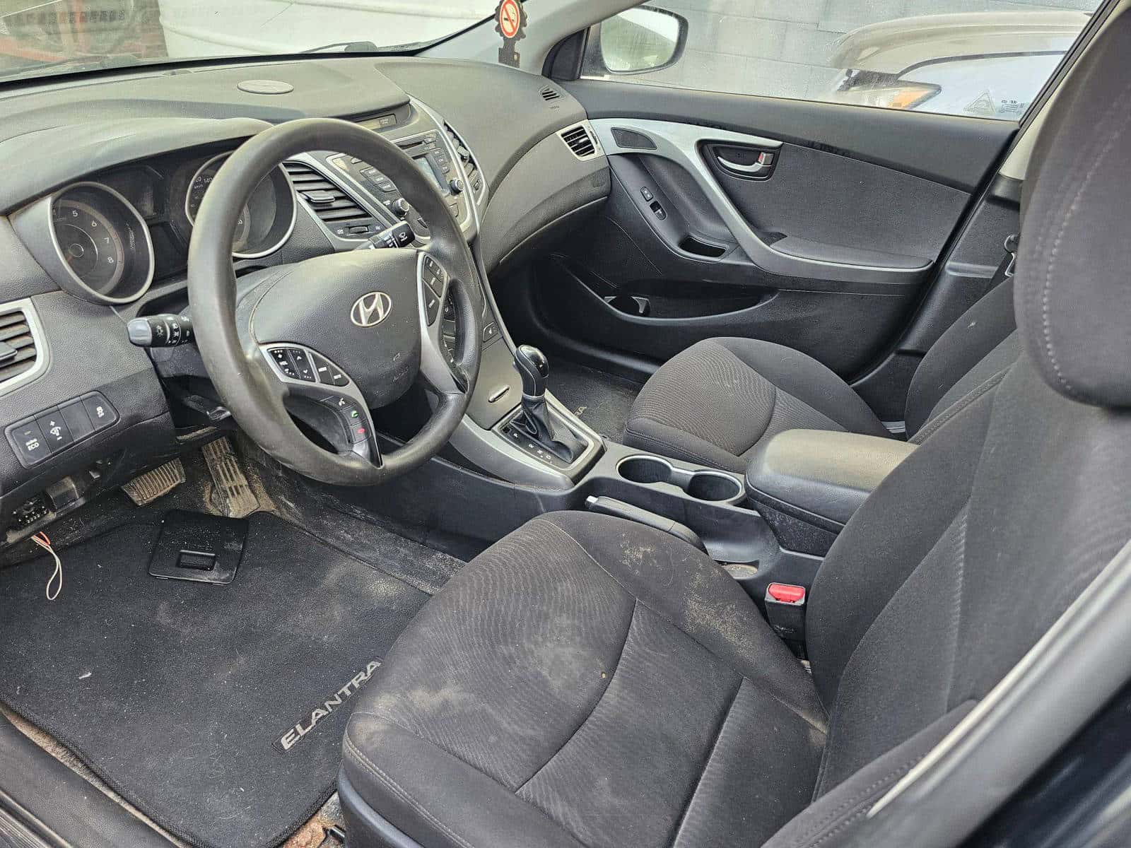 HYUNDAI ELANTRA 2016 thumbnail 7