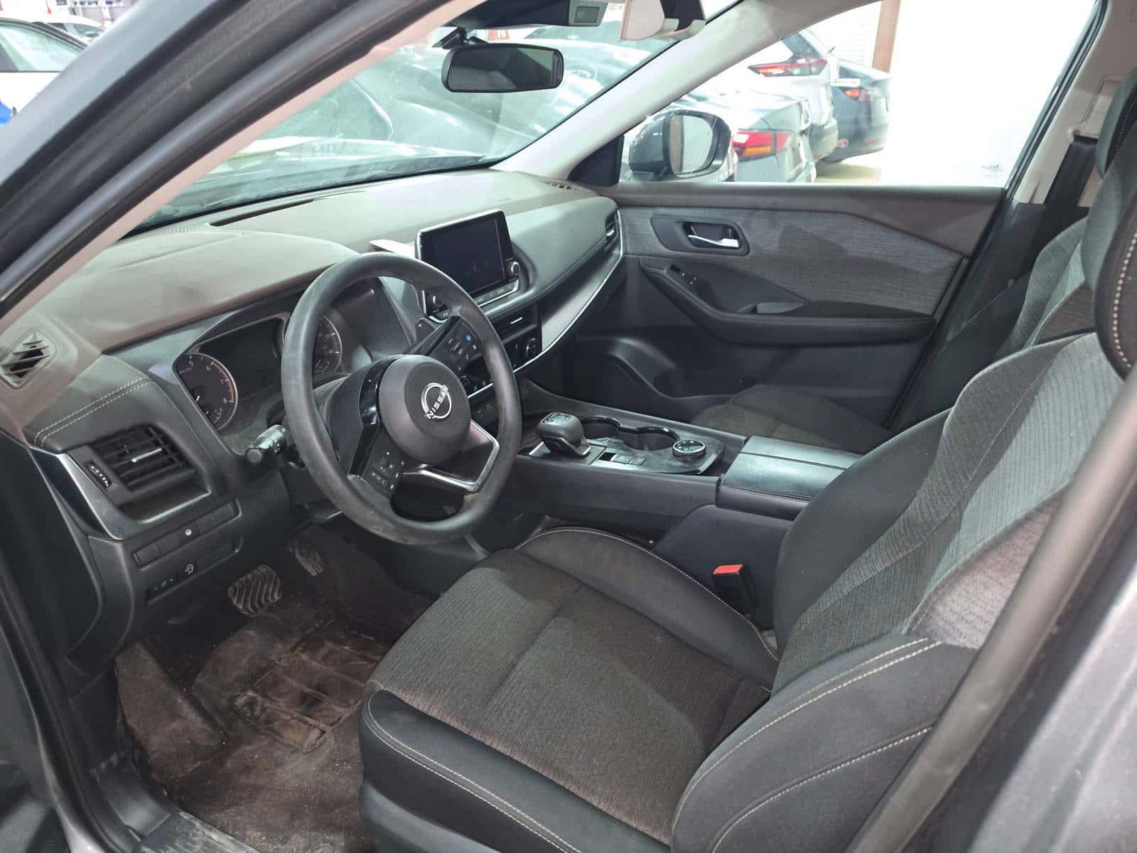 Nissan Rogue 2023 thumbnail 7
