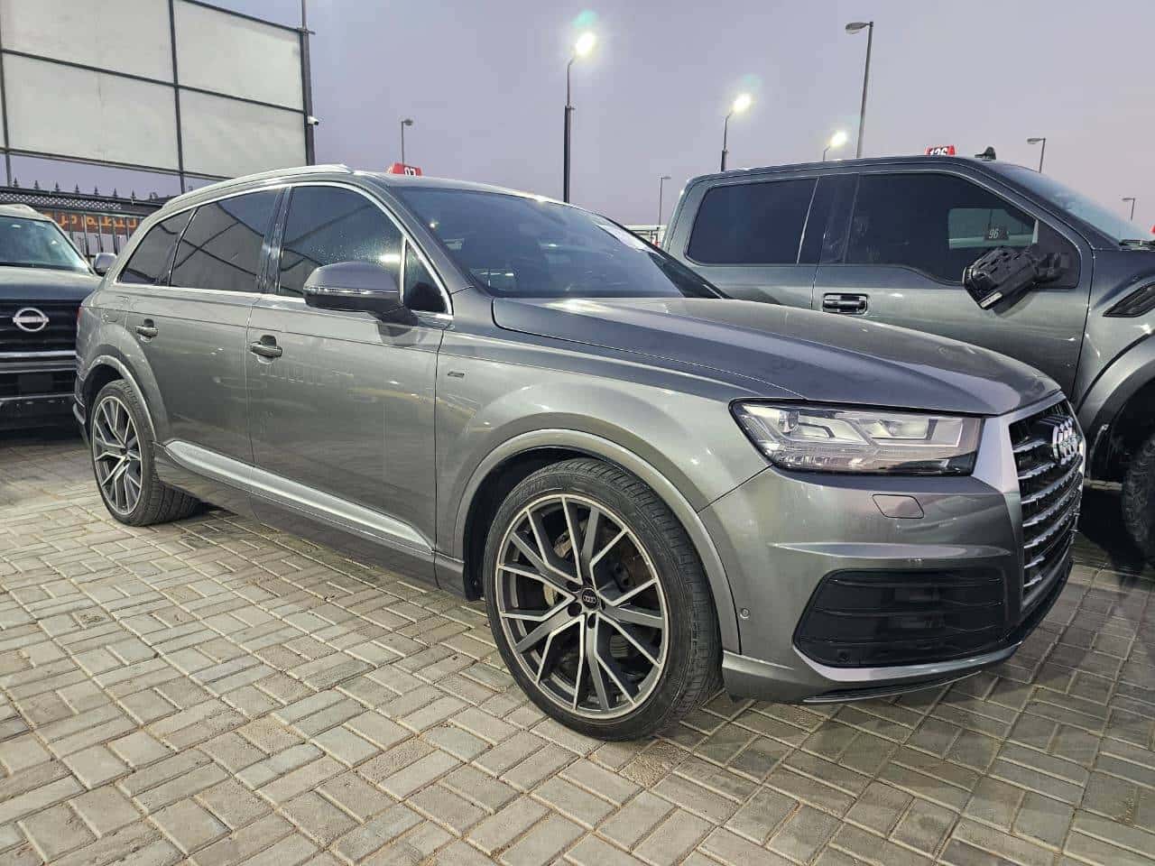 AUDI Q7 - Exterior