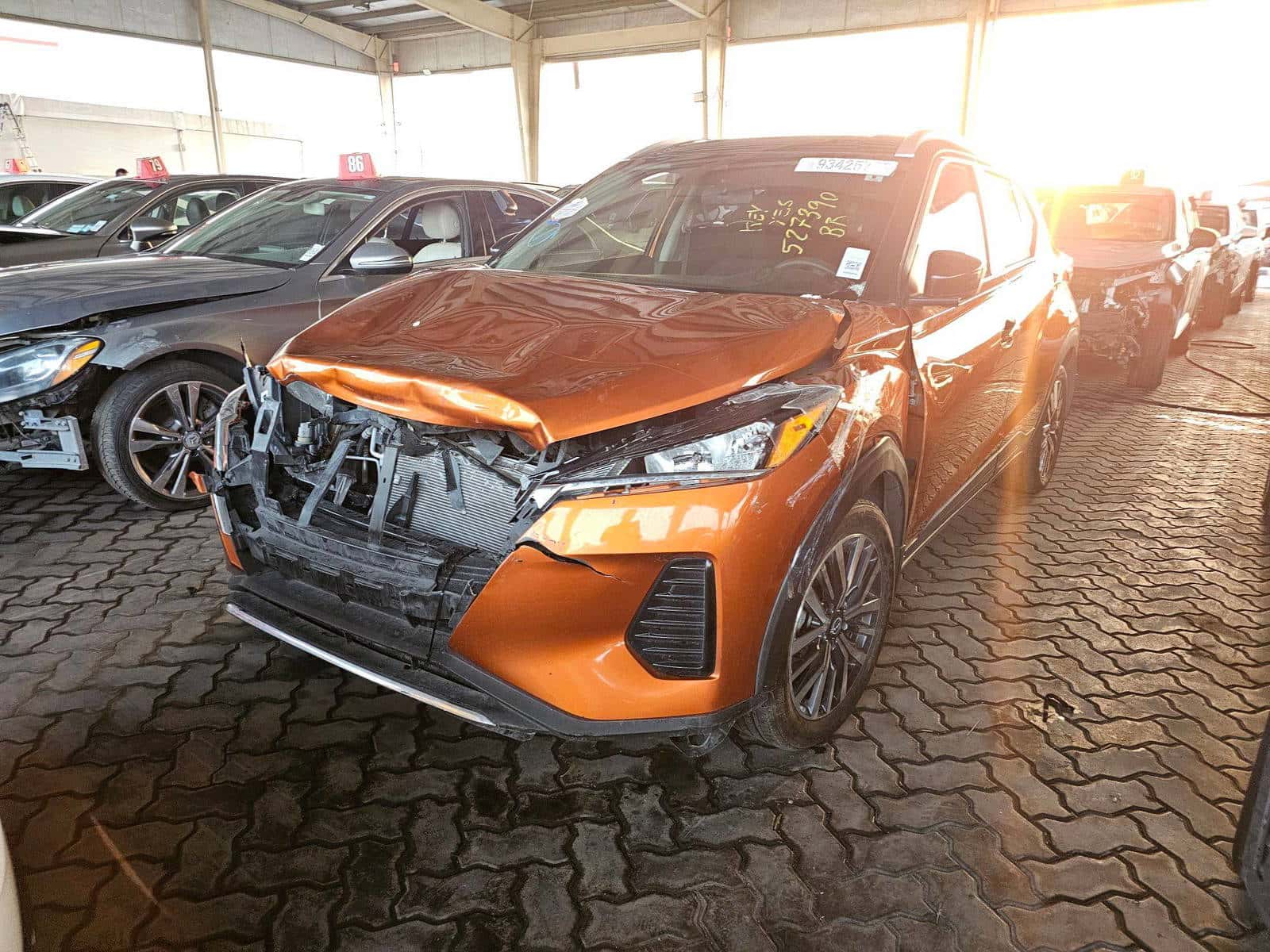 NISSAN KICKS 2024 thumbnail 4