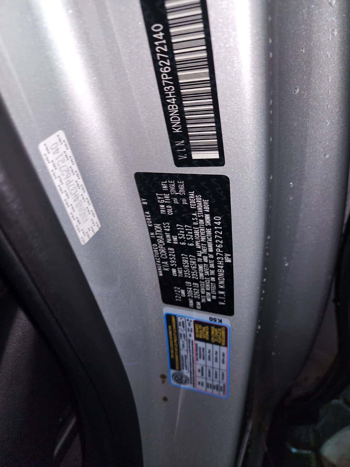 Kia CARNIVAL LX 2023 thumbnail 7