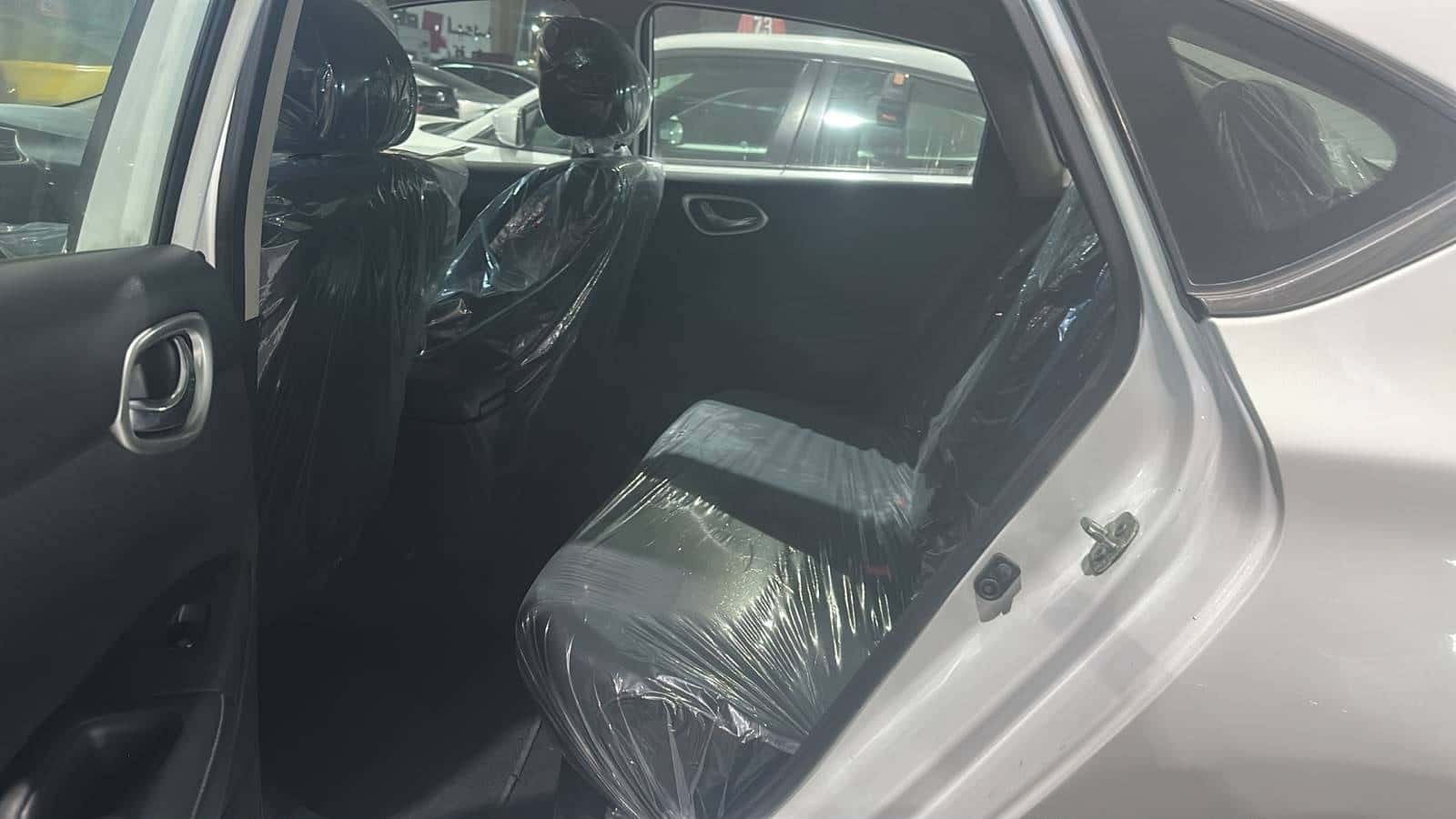 Nissan Sentra 2019 thumbnail 6