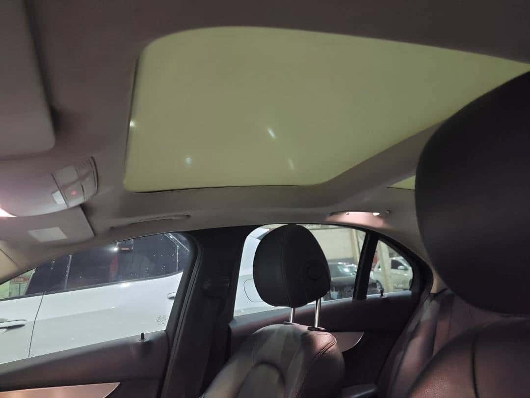 MERCEDES BENZ C300 - Exterior