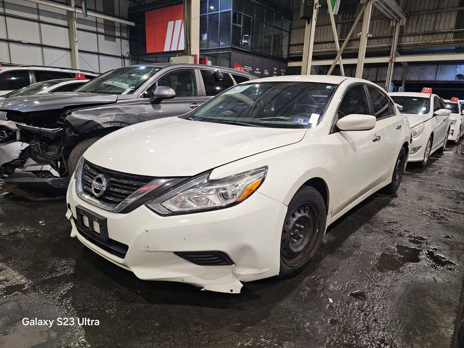 NISSAN ALTIMA - Exterior