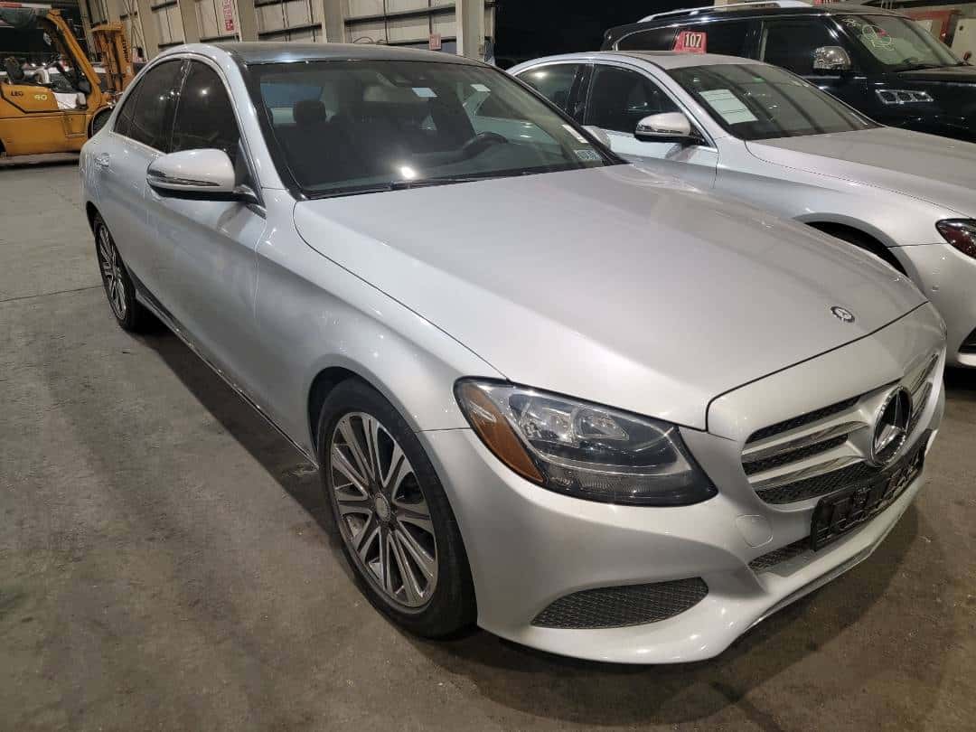 MERCEDES BENZ C300 - Exterior