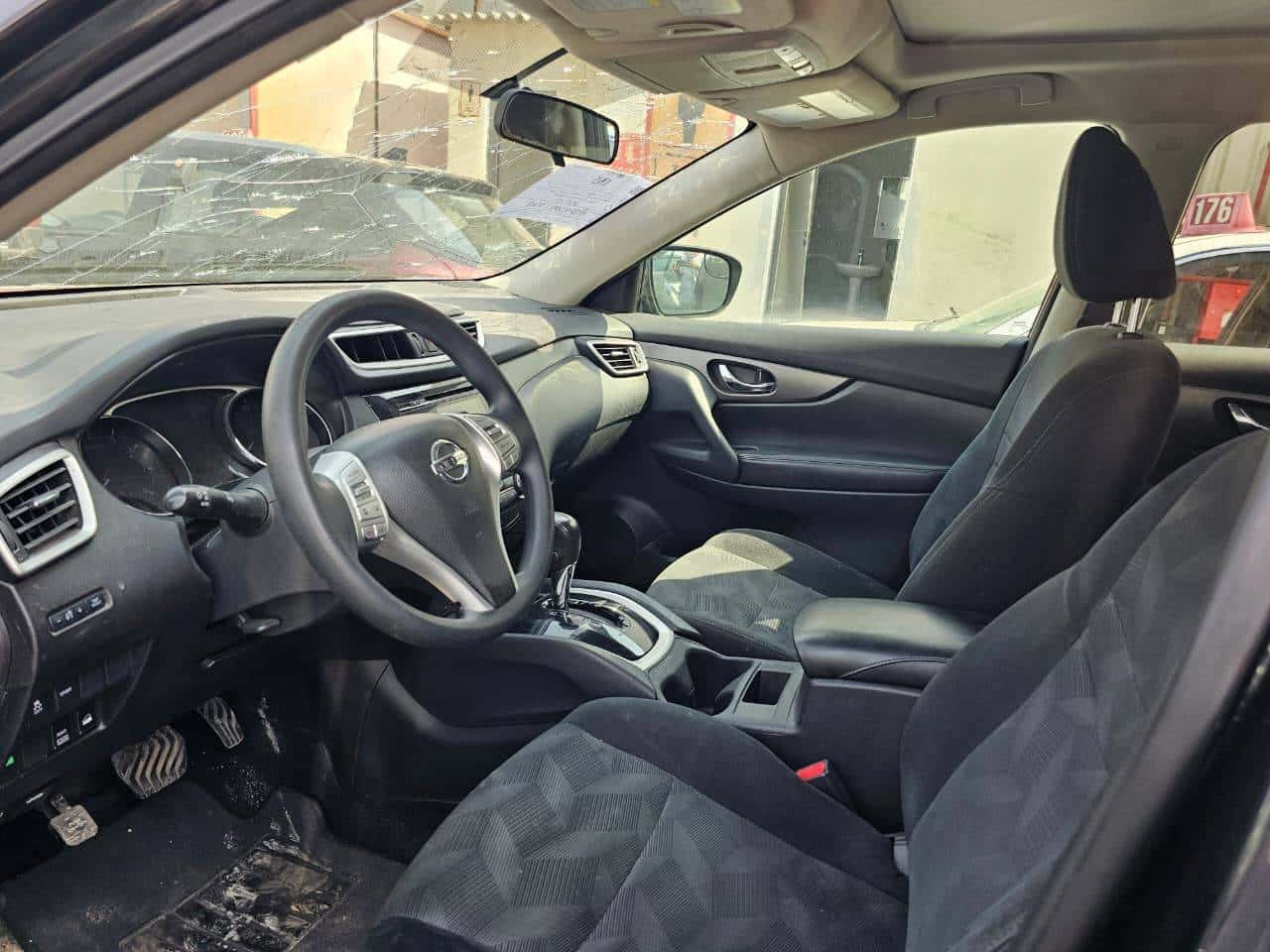 Nissan Rogue 2016 thumbnail 6