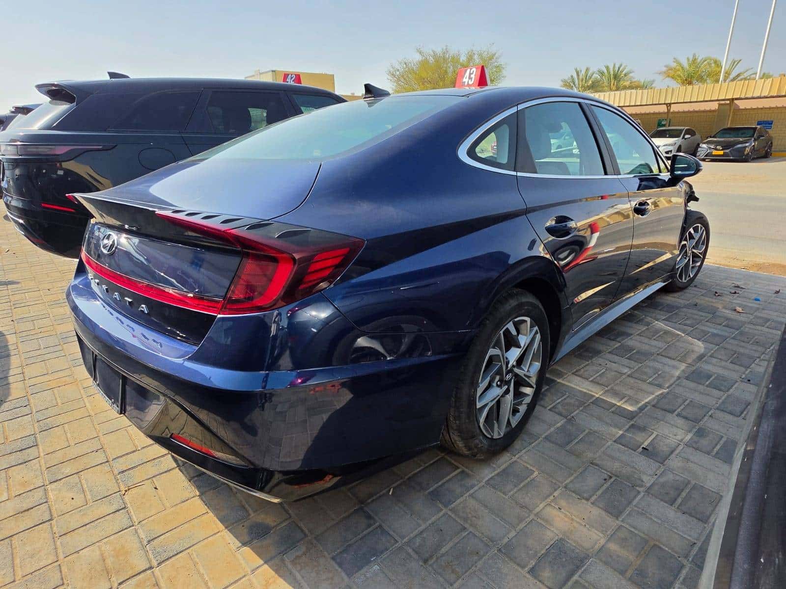 Hyundai Sonata 2022 thumbnail 4