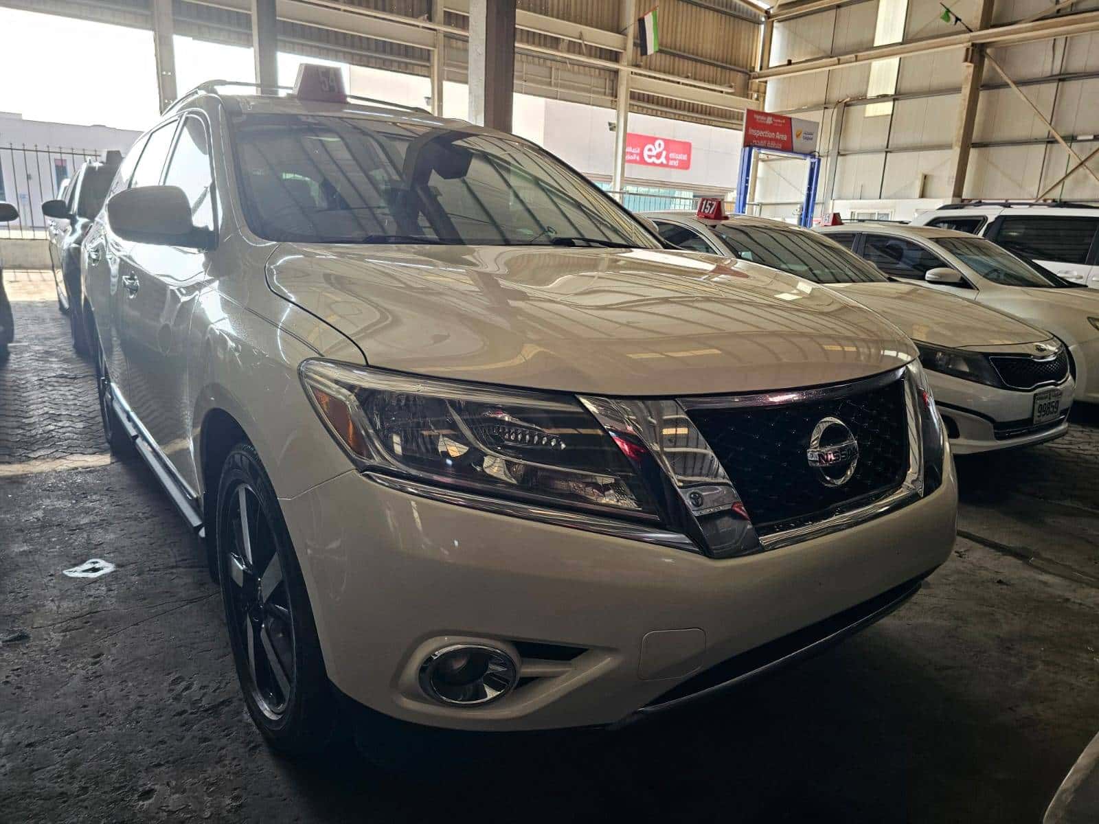 Nissan Pathfinder 2014 thumbnail 1