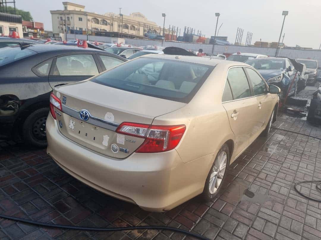 Toyota Camry 2012 thumbnail 4