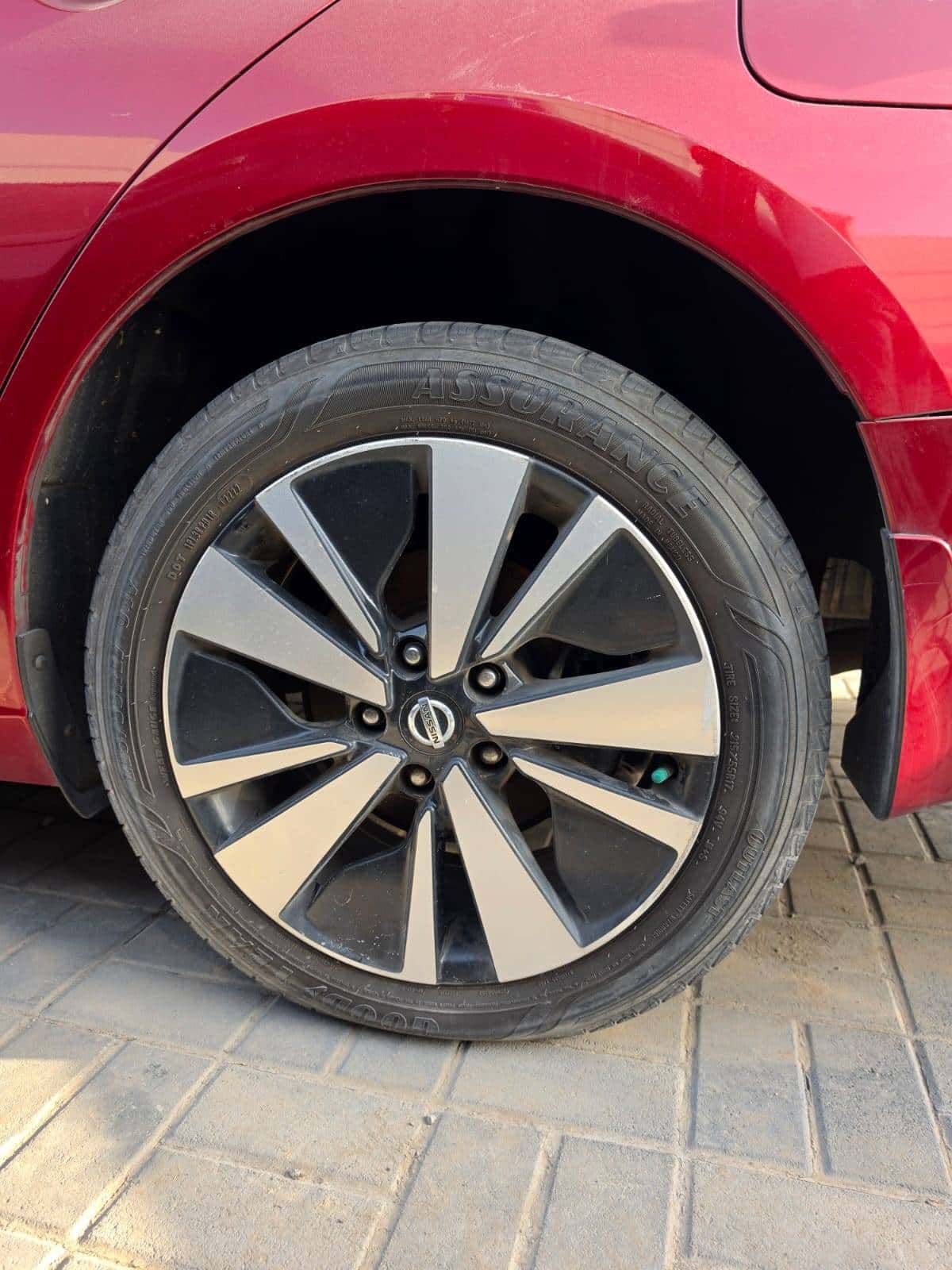 Nissan Altima 2020 thumbnail 2