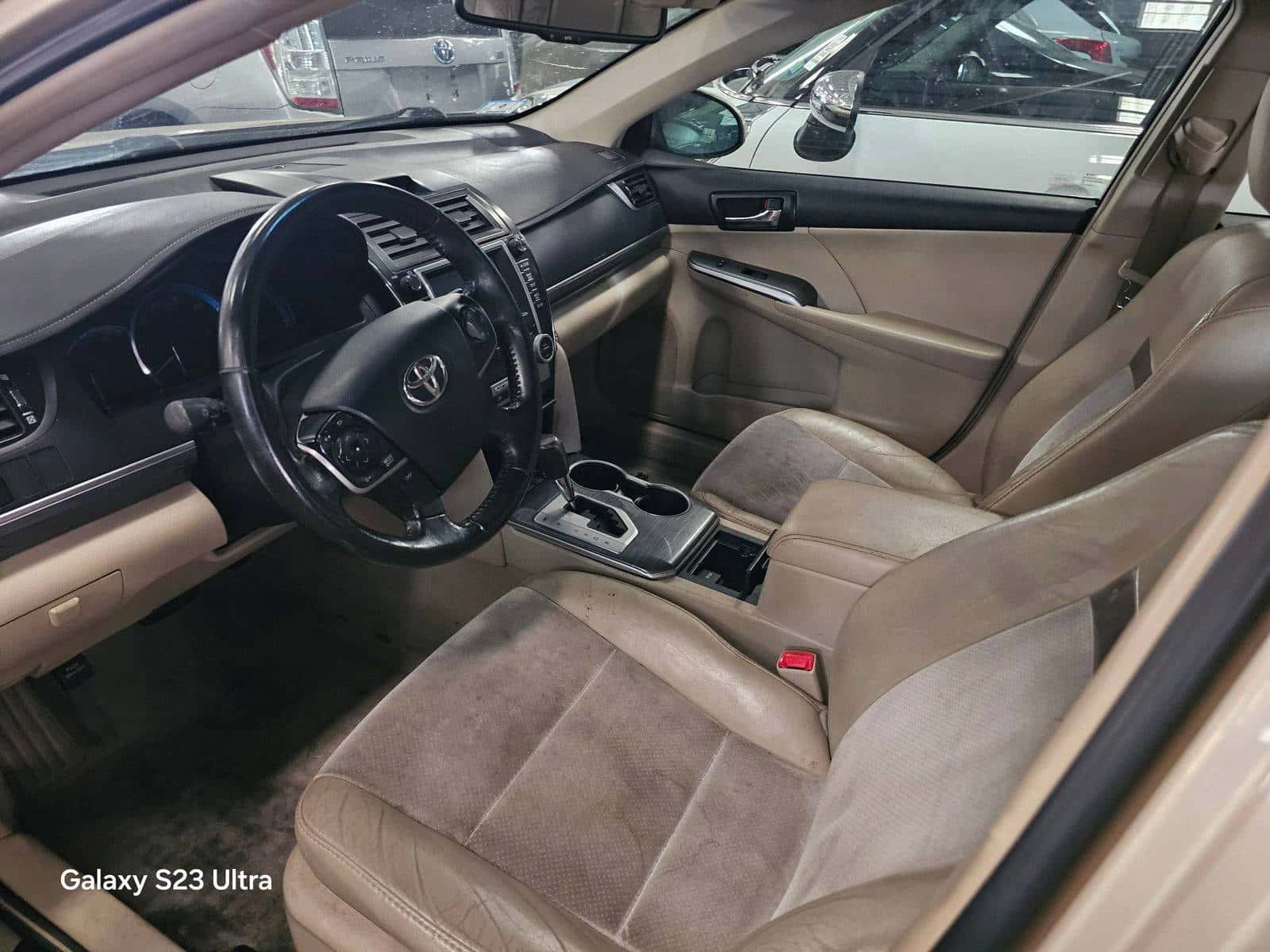 TOYOTA CAMRY - Exterior