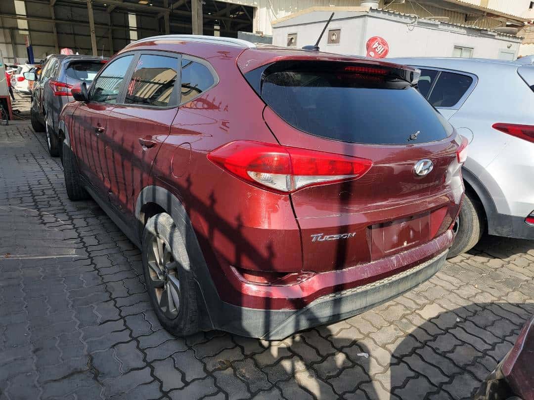 Hyundai Tucson 2017 thumbnail 2