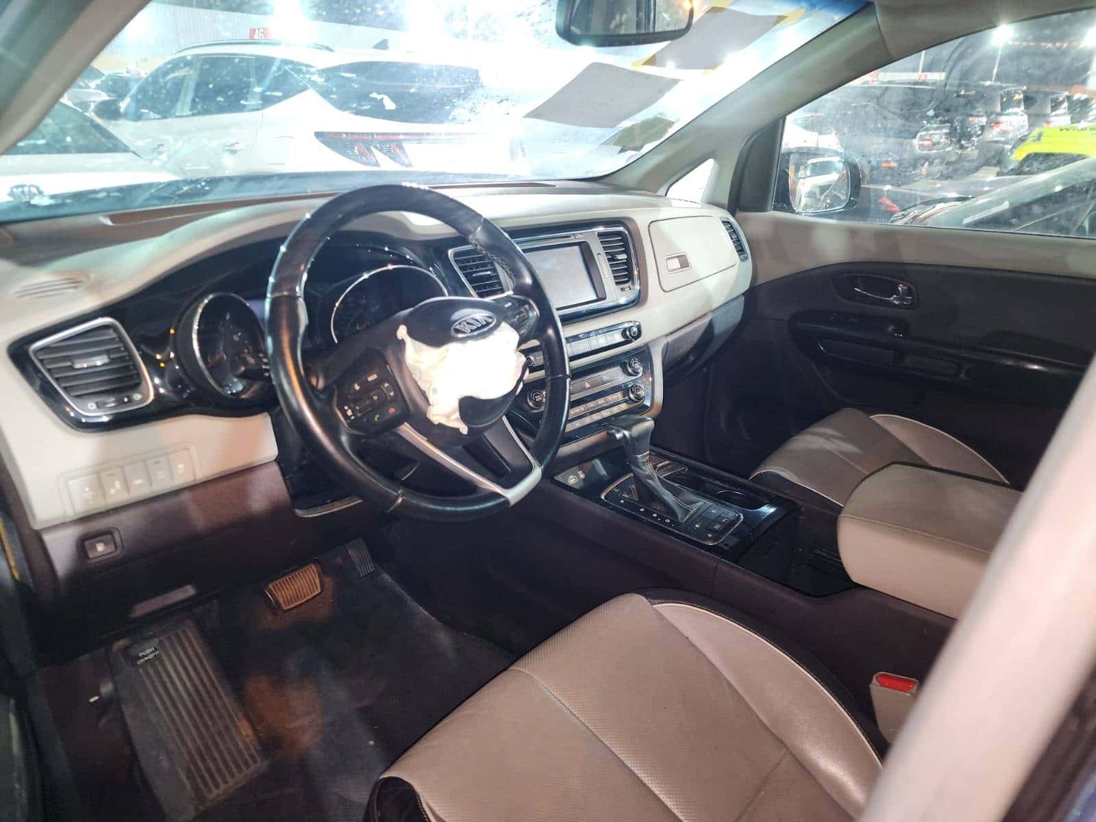 KIA SEDONA 2018 thumbnail 7