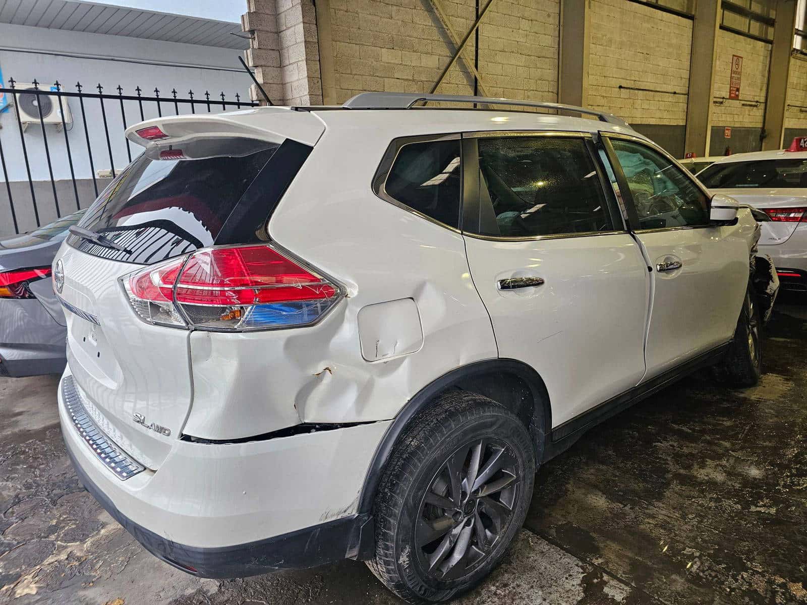 NISSAN ROGUE - Exterior