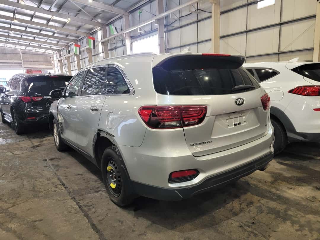 KIA SORENTO - Exterior