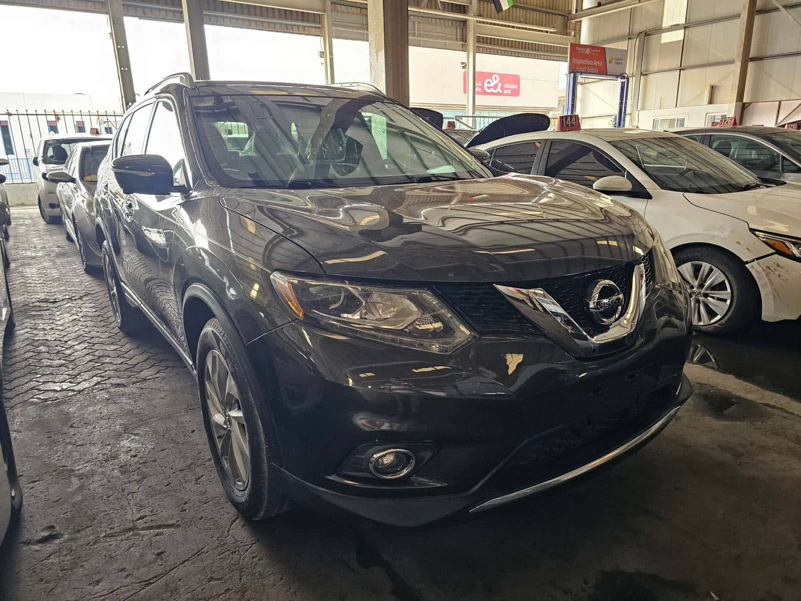Nissan Rogue 2015 thumbnail 3
