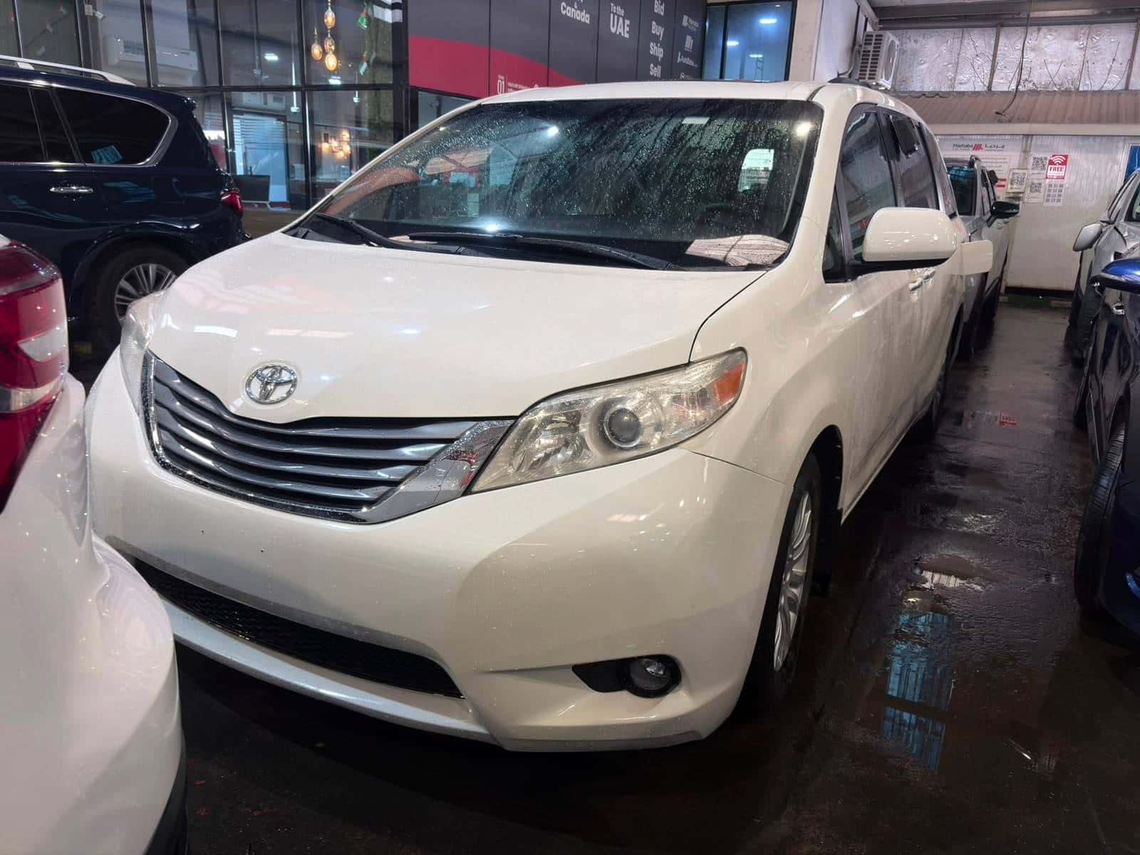 TOYOTA SIENNA 2015 thumbnail 2