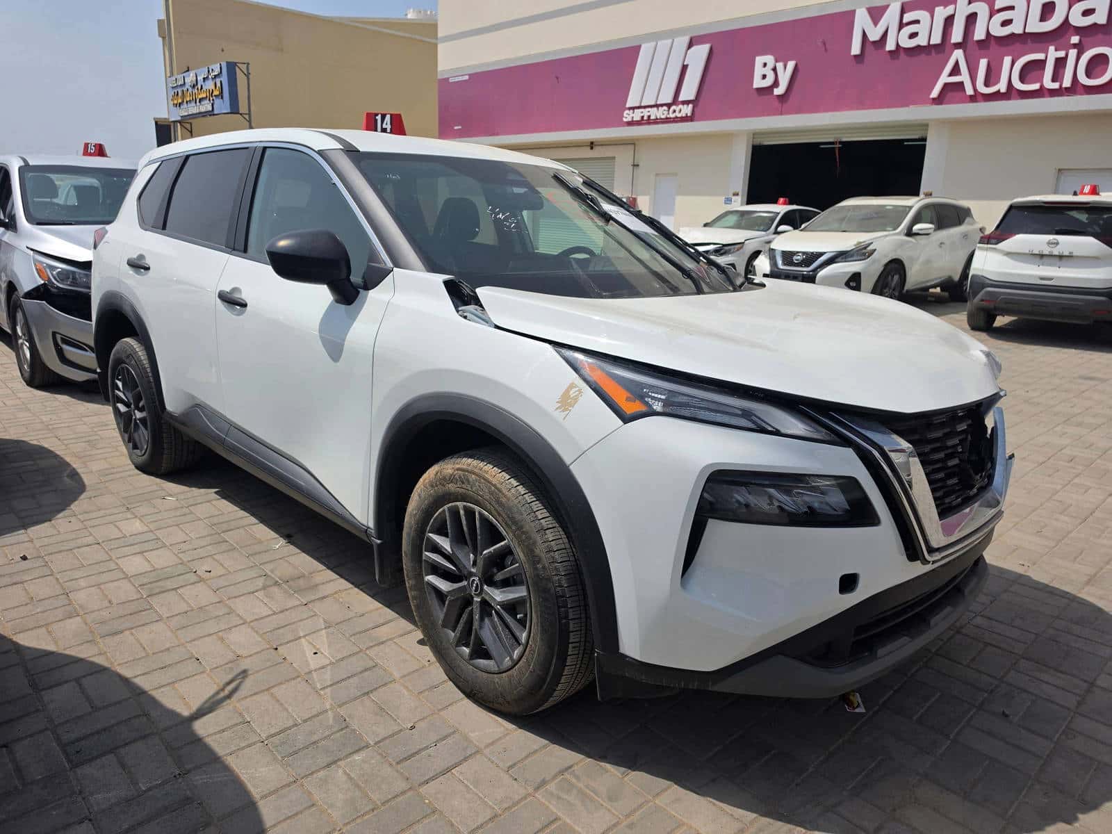 Nissan Rogue 2023 thumbnail 3