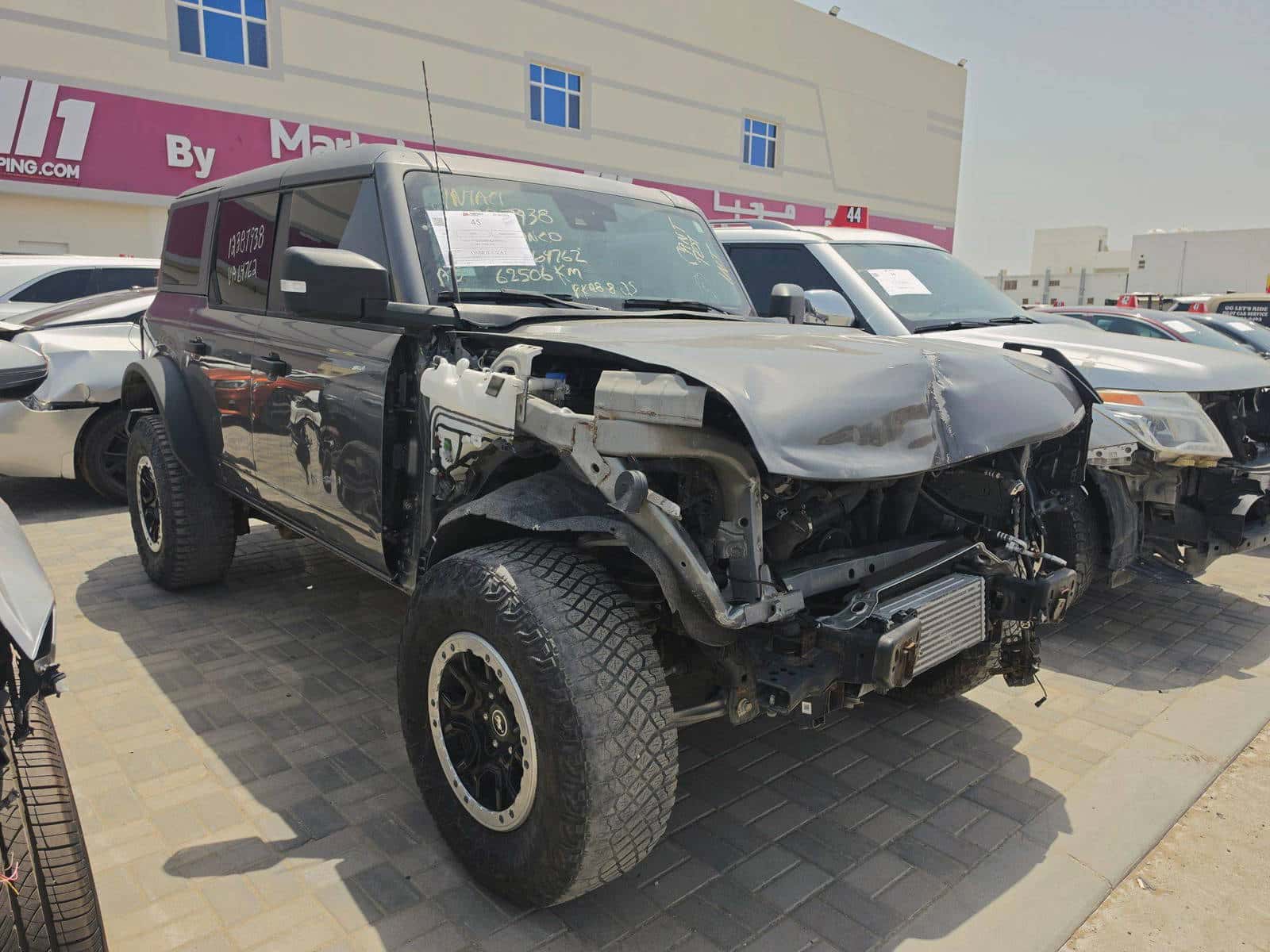 Ford BRONCO BASE 2021 thumbnail 3