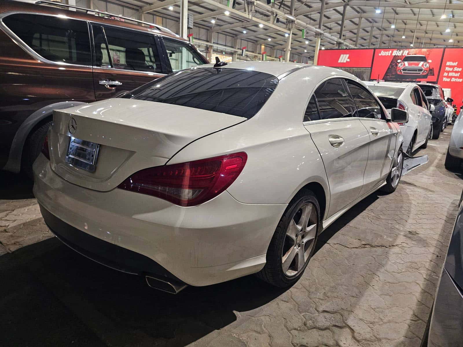 MERCEDES BENZ CLA 250 2015 thumbnail 2