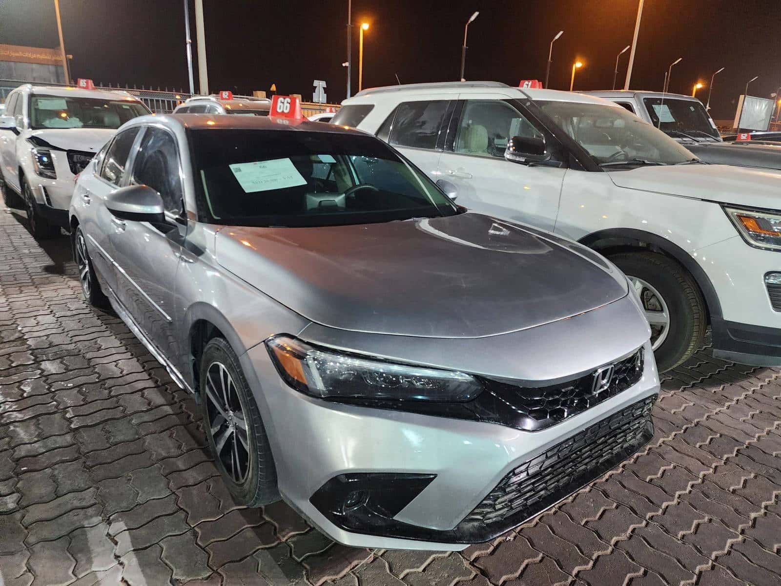 Honda Civic 2023 thumbnail 2