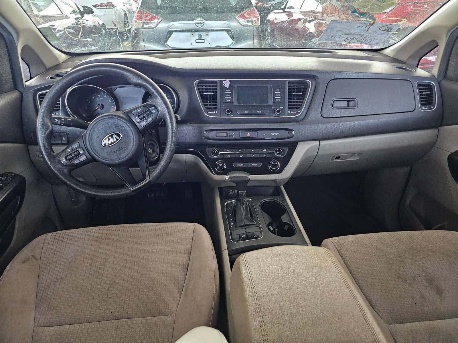 KIA SEDONA 2018 thumbnail 5
