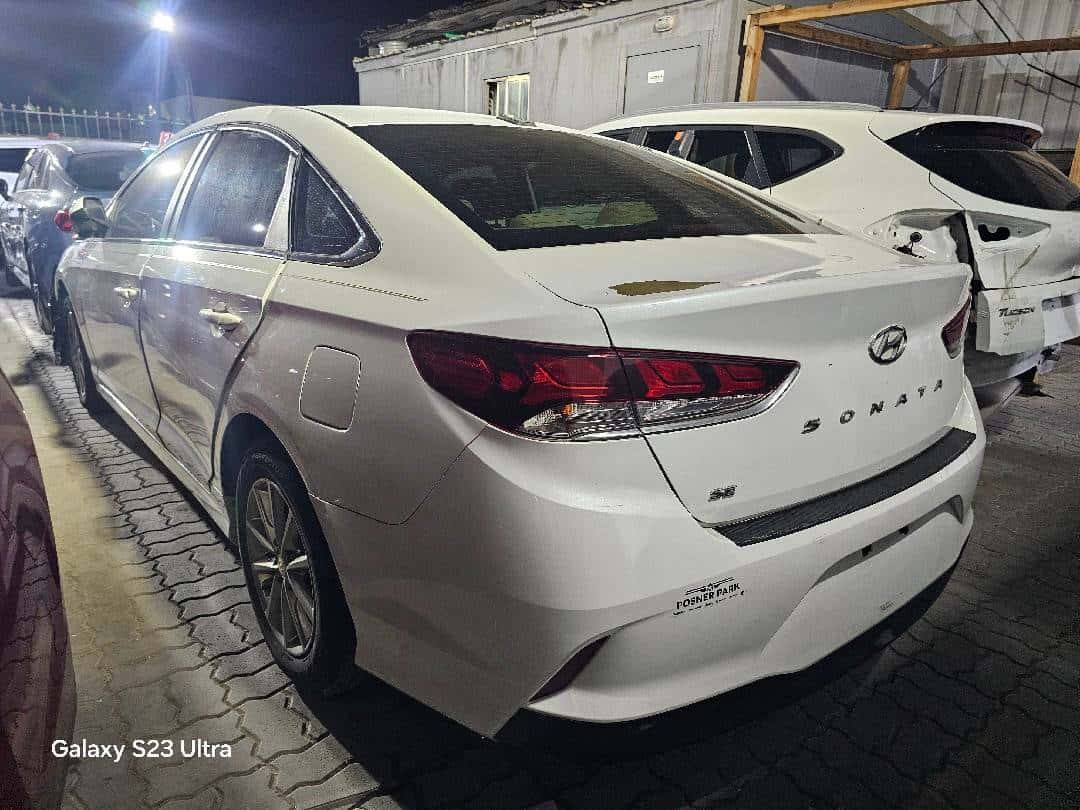 HYUNDAI SONATA - Exterior