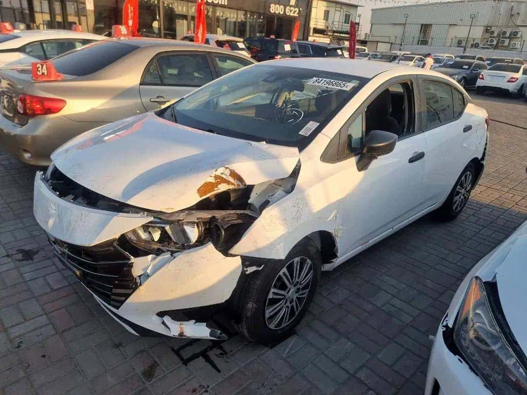 Nissan Versa 2023 thumbnail 6