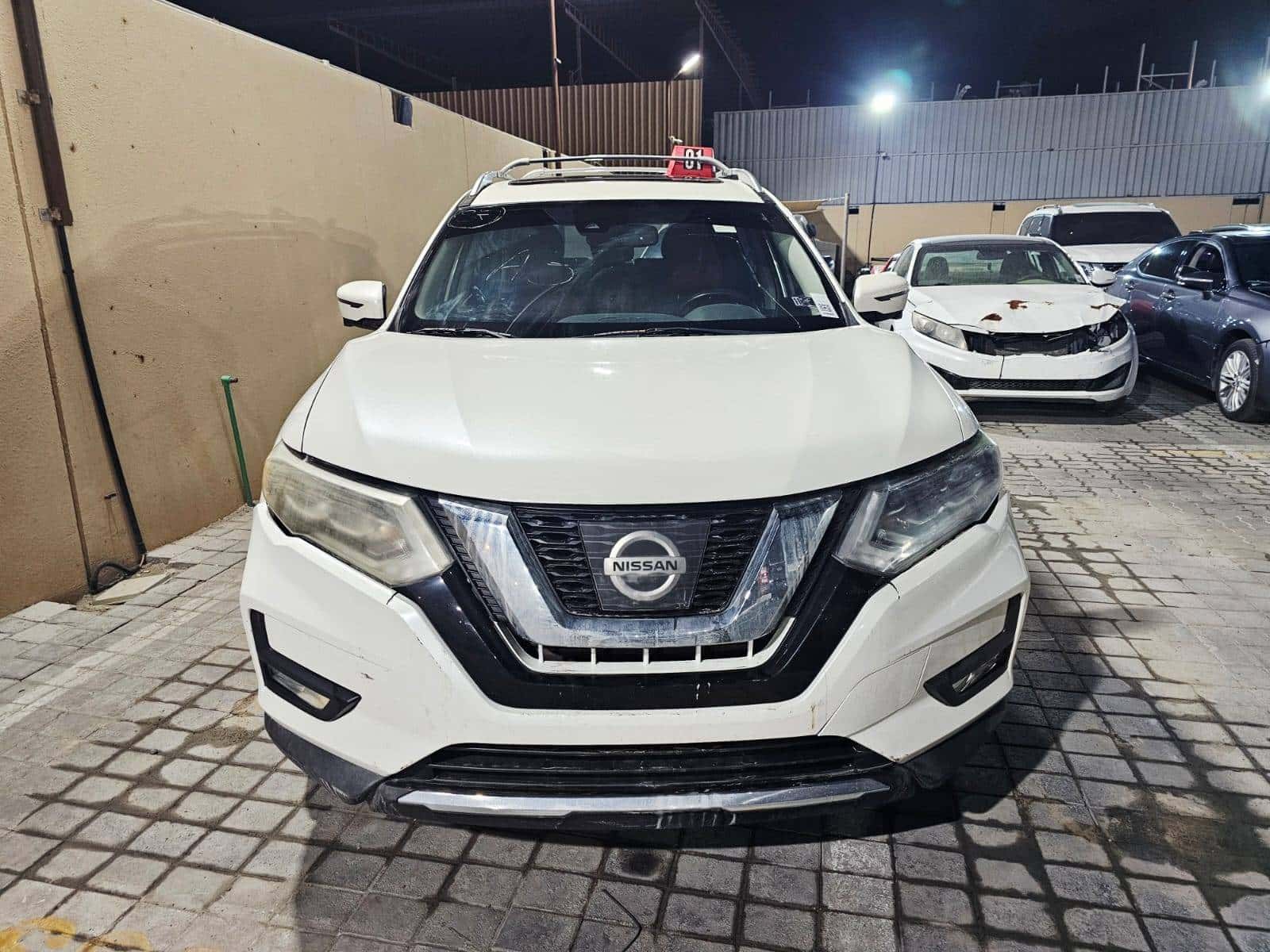 Nissan Rogue 2017 thumbnail 3
