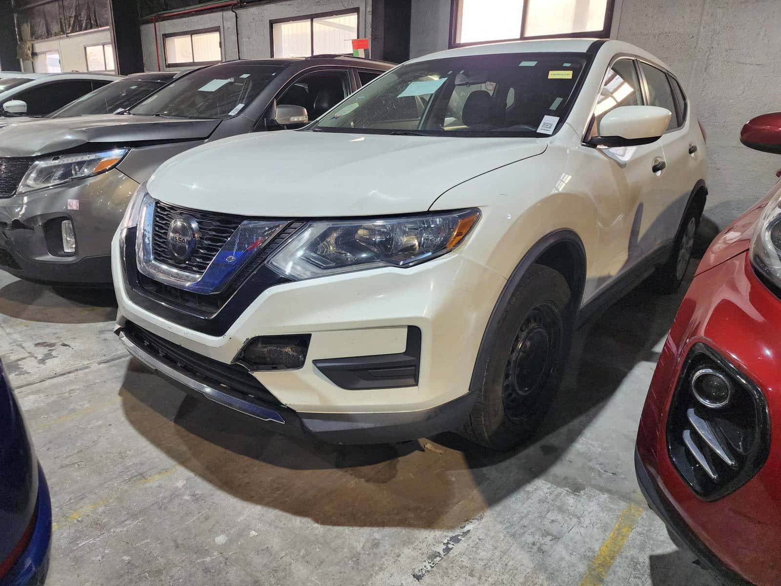 NISSAN ROGUE - Exterior