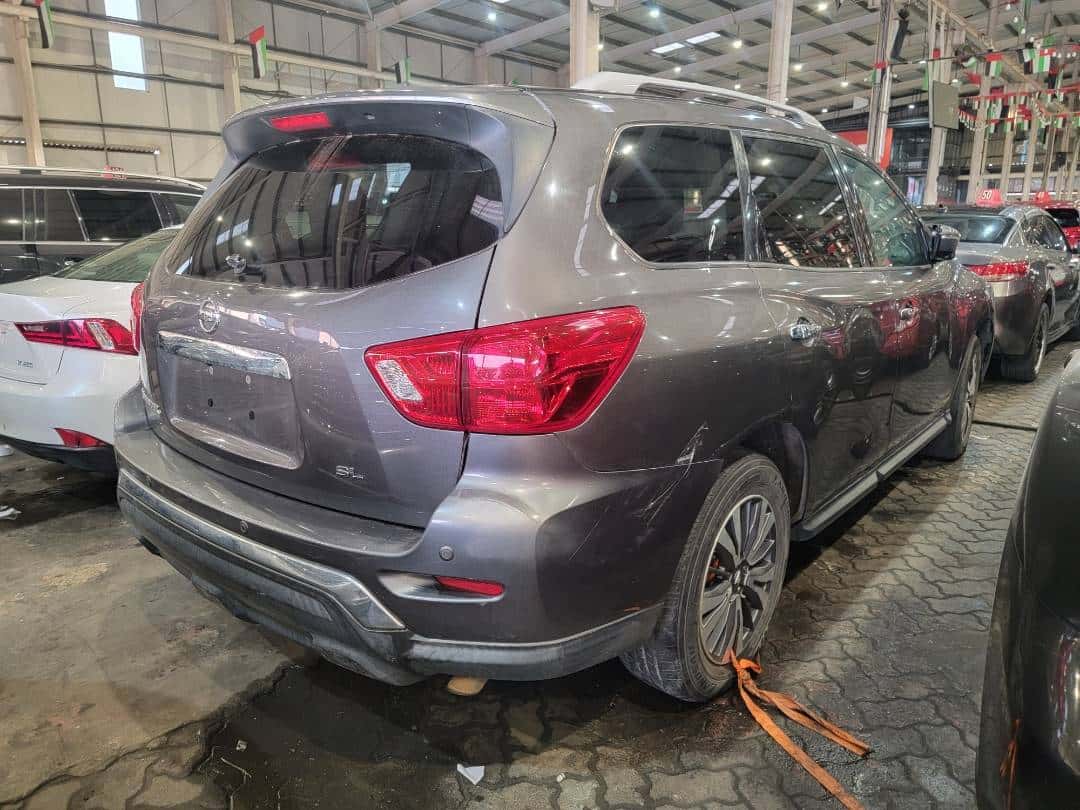 NISSAN PATHFINDER - Exterior