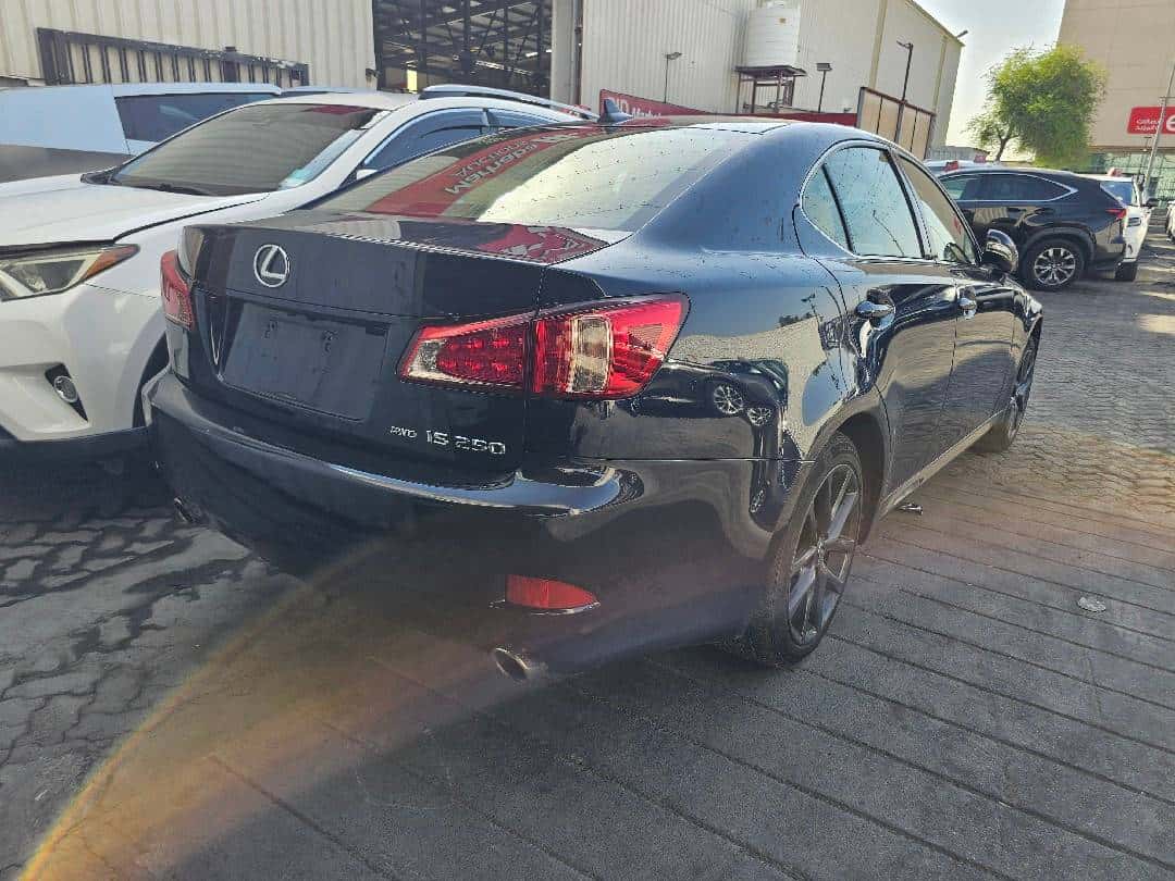 LEXUS IS 250 2012 thumbnail 1