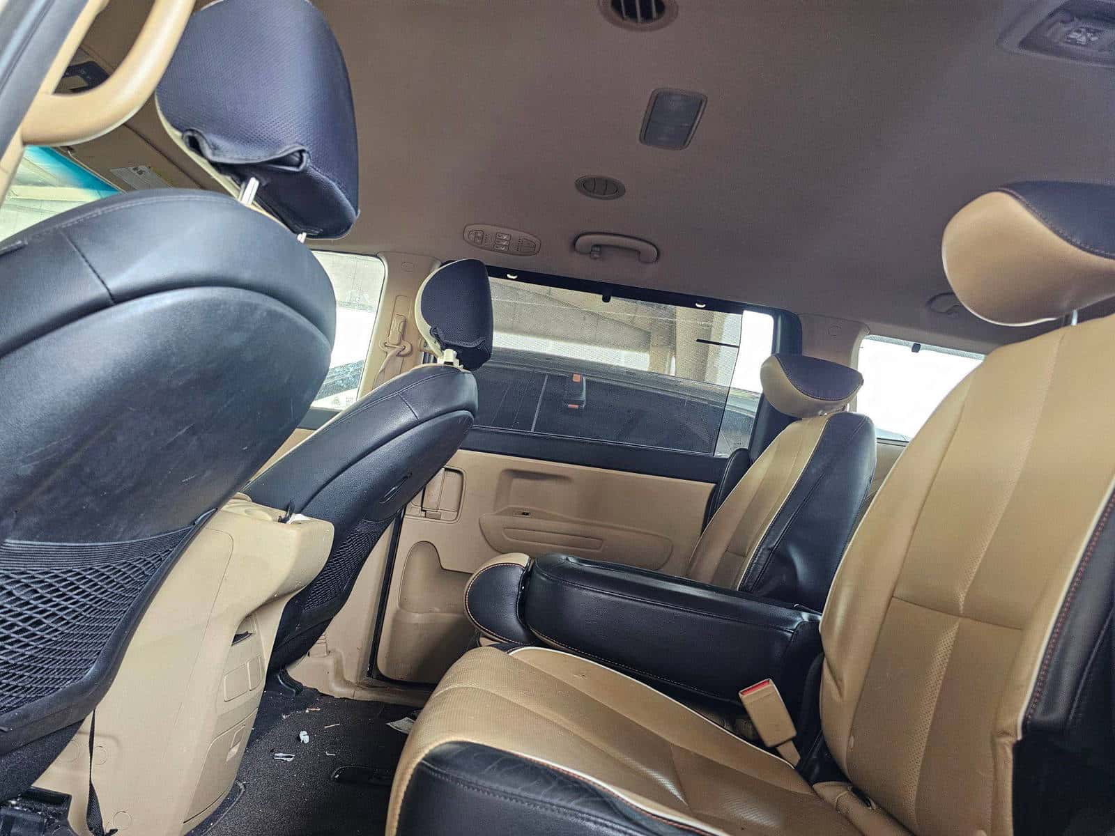 KIA SEDONA - Exterior