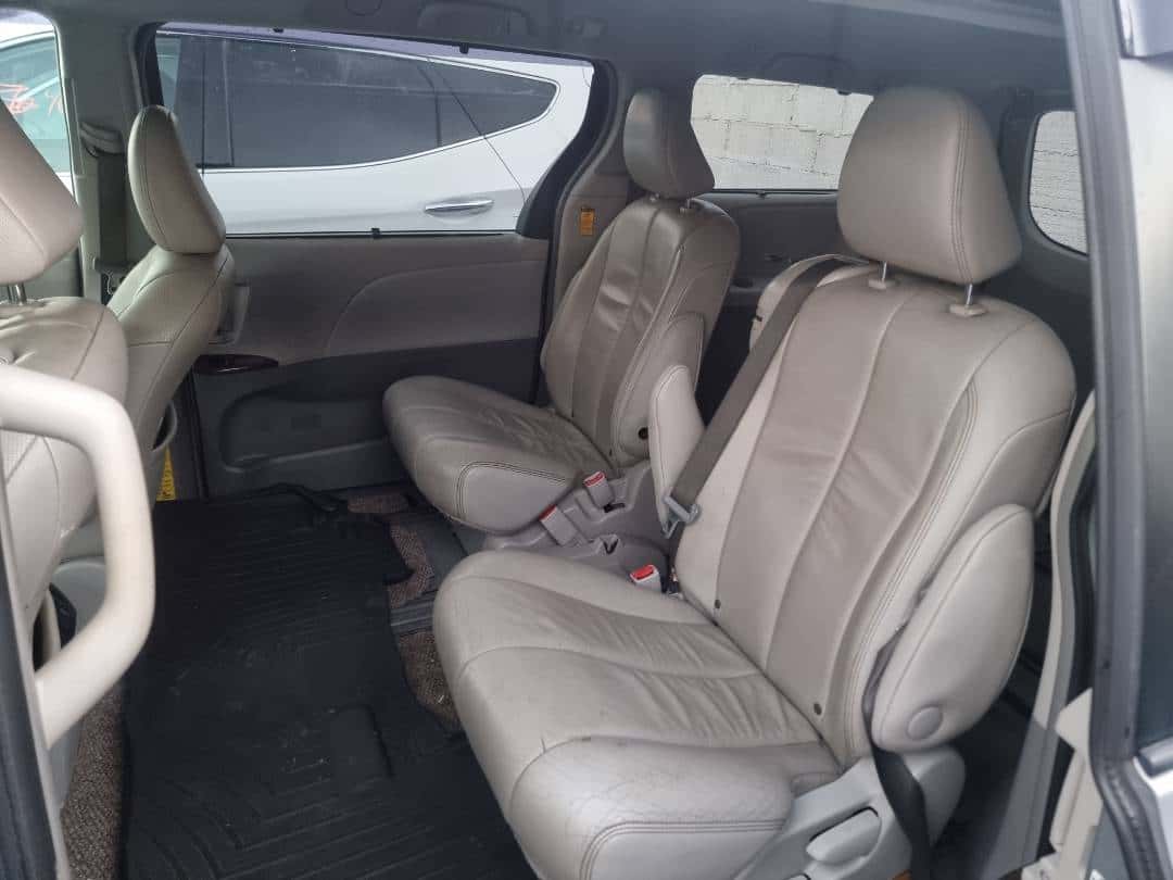 TOYOTA SIENNA 2014 thumbnail 1