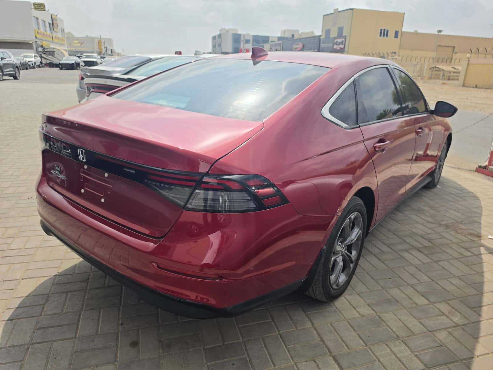 Honda Accord 2023 thumbnail 5