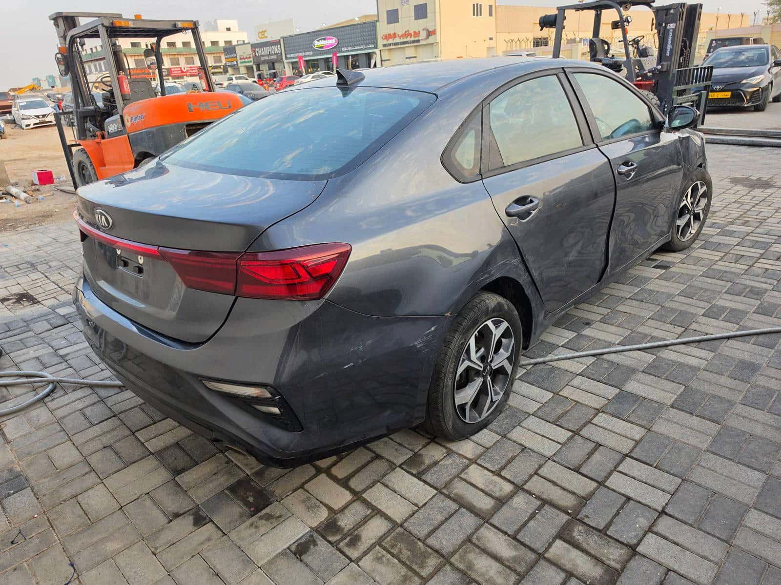 KIA FORTE 2020 thumbnail 4