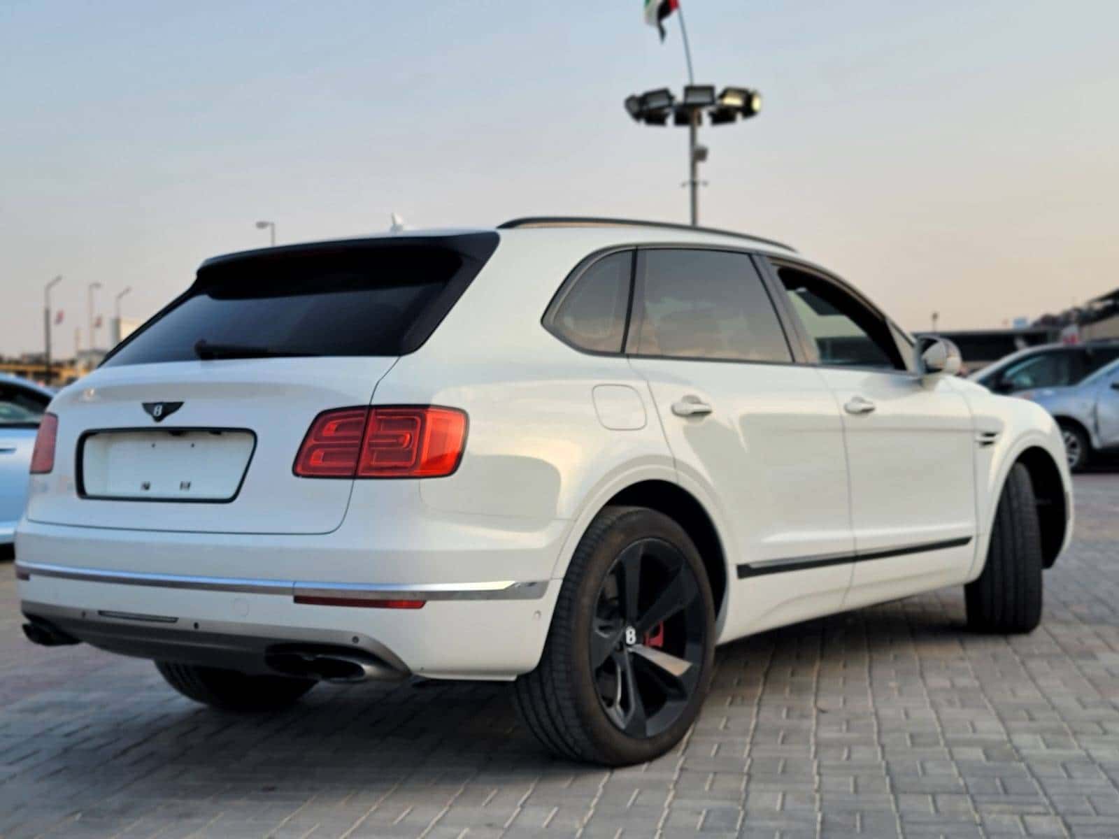 BENTLEY BENTAYGA 2019 thumbnail 5