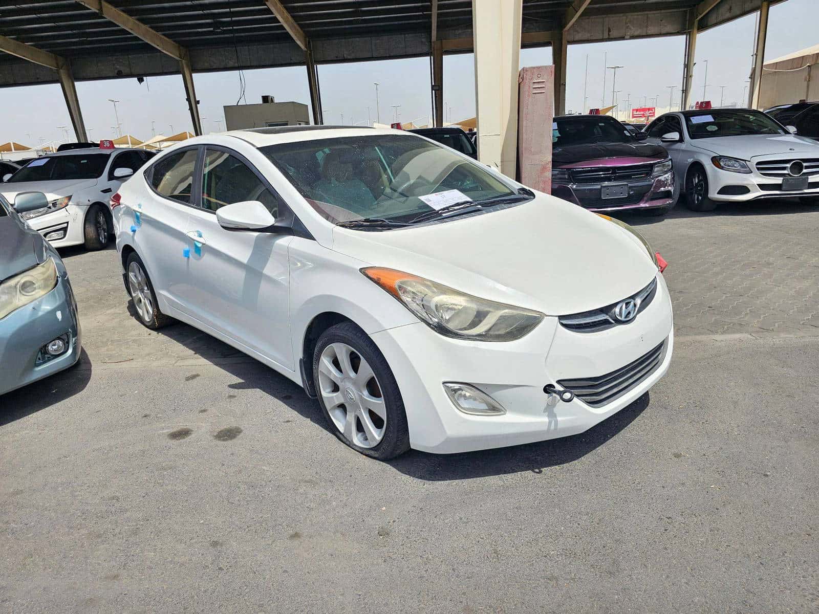 HYUNDAI ELANTRA 2011 thumbnail 3