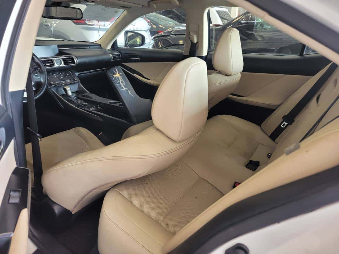 Lexus IS 250 2014 thumbnail 6