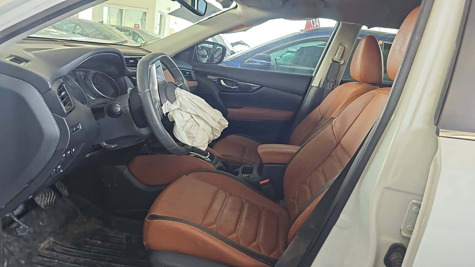 NISSAN ROGUE - Exterior