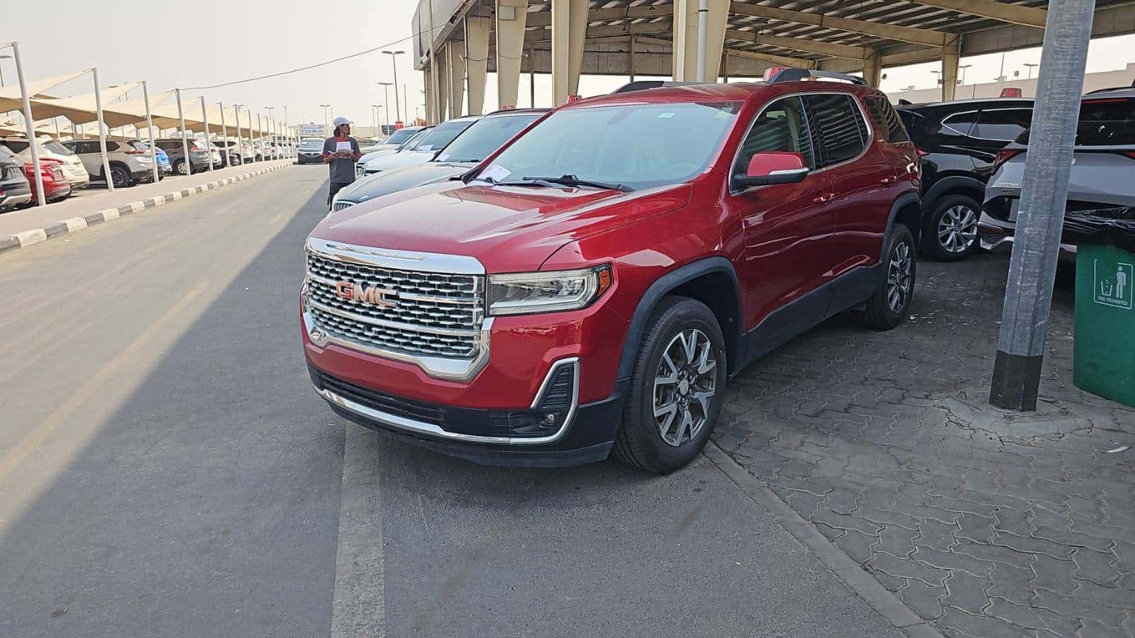 GMC Acadia 2020 thumbnail 1