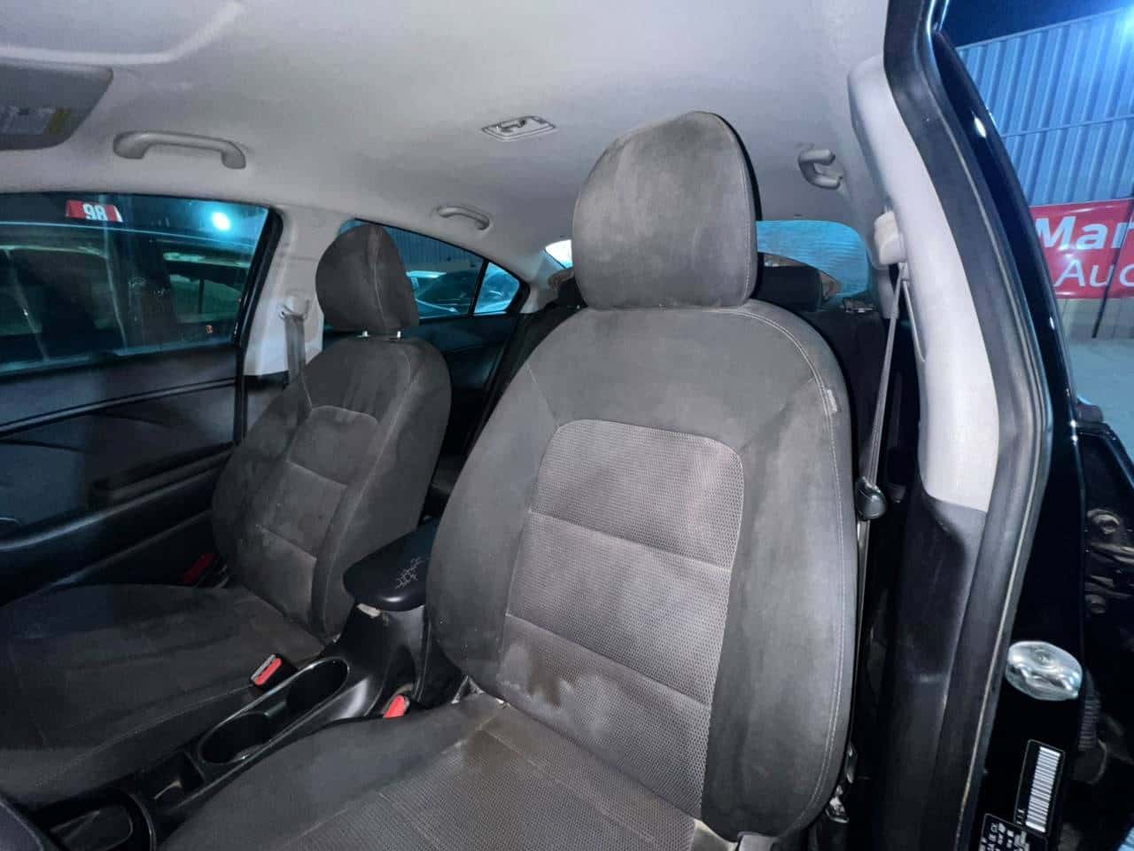 Kia Forte 2018 thumbnail 7