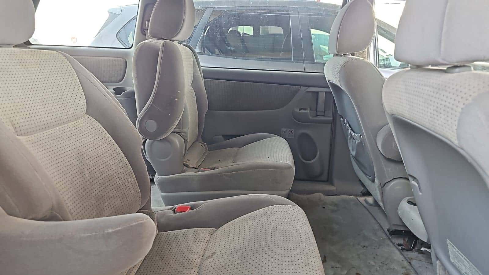 Toyota Sienna 2009 thumbnail 5
