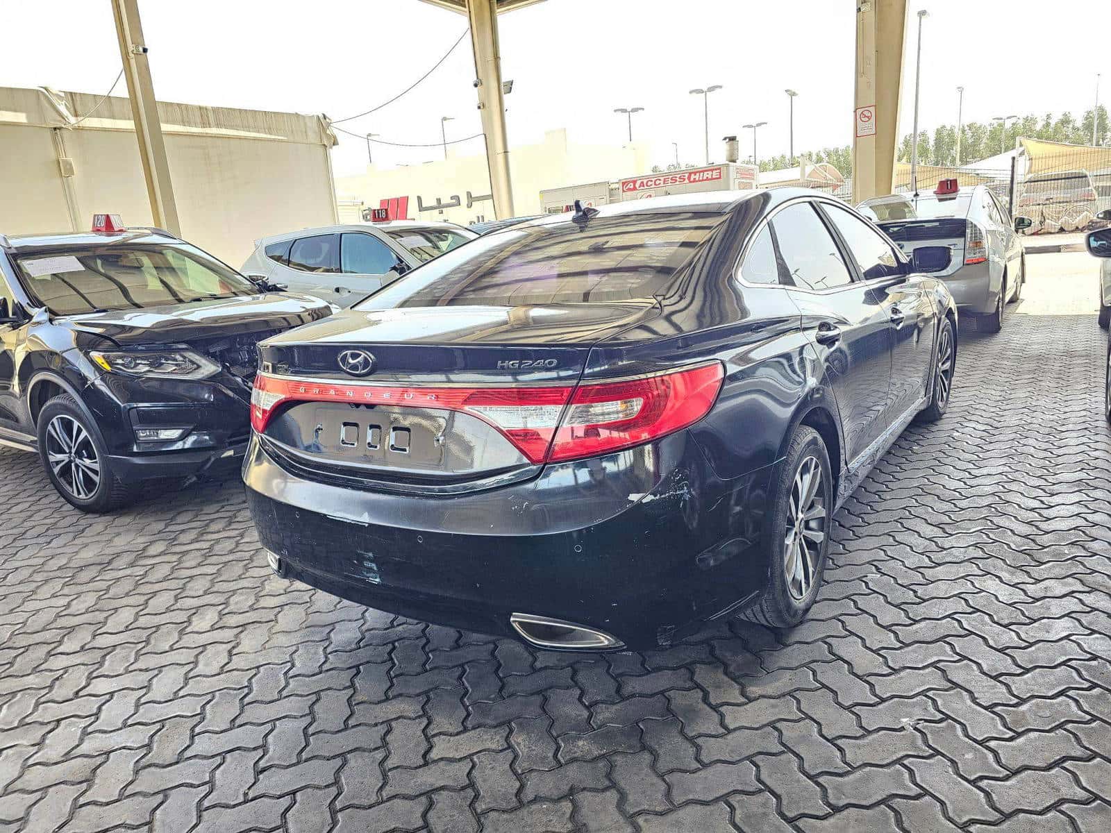 HYUNDAI GRANDEUR - Exterior