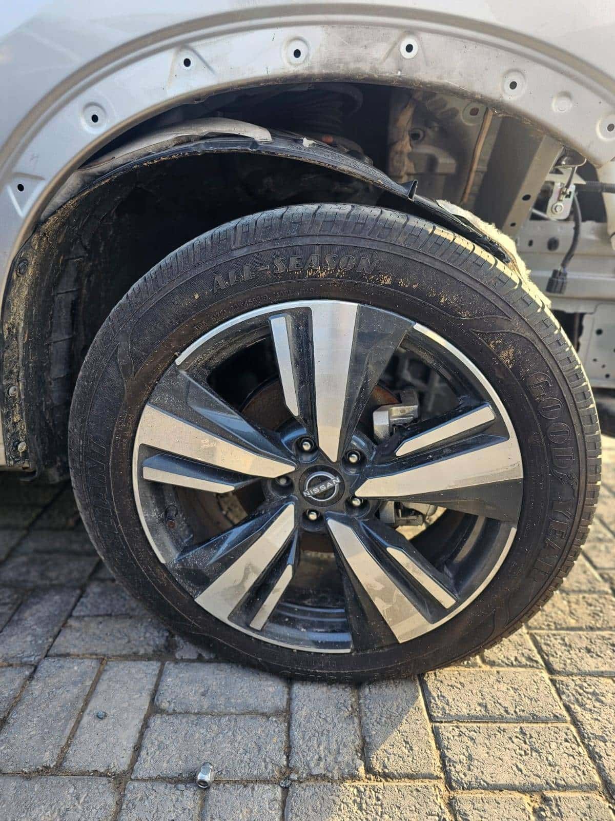 Nissan Rogue 2023 thumbnail 6