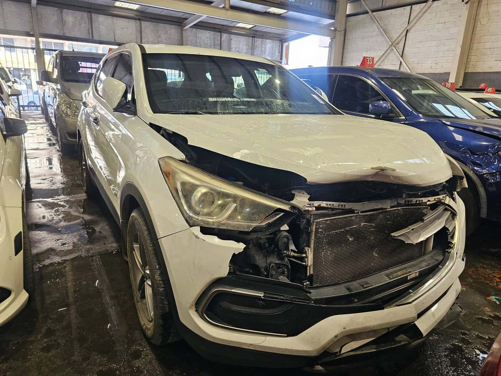 HYUNDAI SANTA FE SPORT - Exterior
